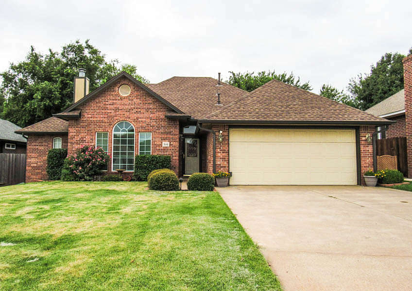 Claypole Overhead Door Construction 302 E Princeton Ave Enid Ok 73701 Yp Com